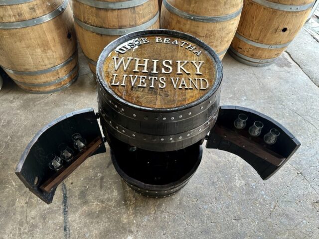 Barskab, Whiskytønde